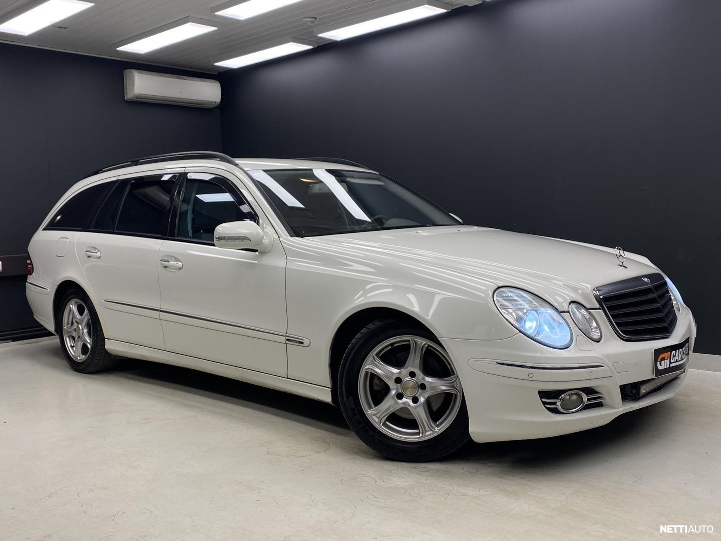 Mercedes-Benz E