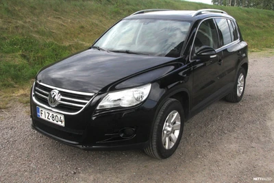 Volkswagen Tiguan 2009, photo 2/10