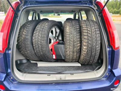 Nissan X-Trail 2.0 Comfort 4X4 2005, kuva 8/8