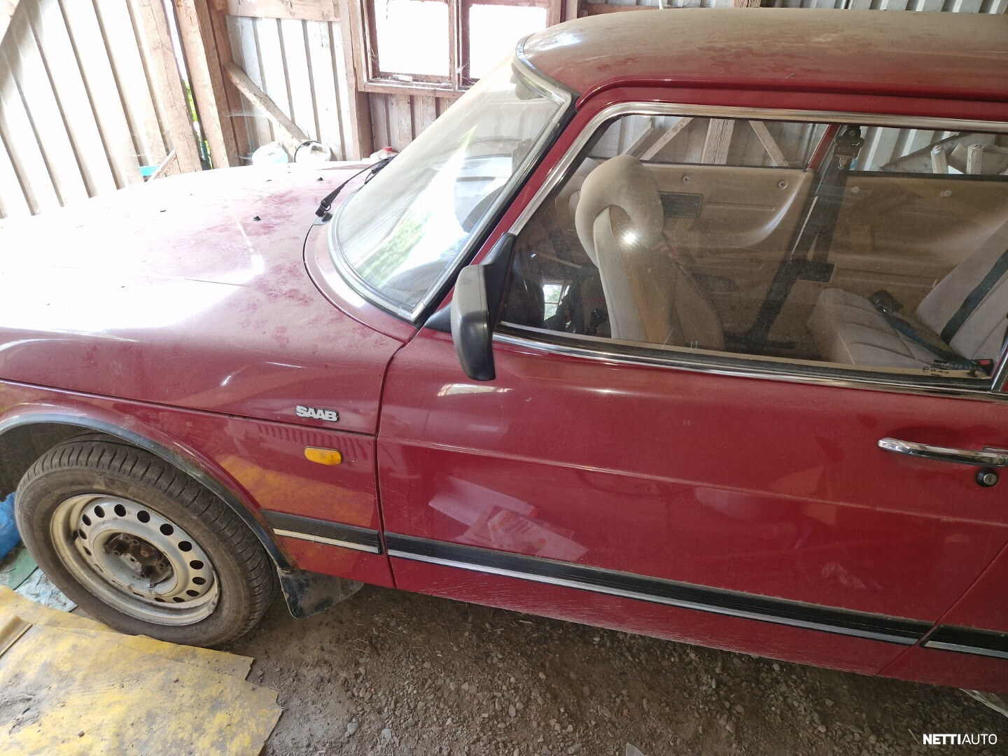 Saab 900