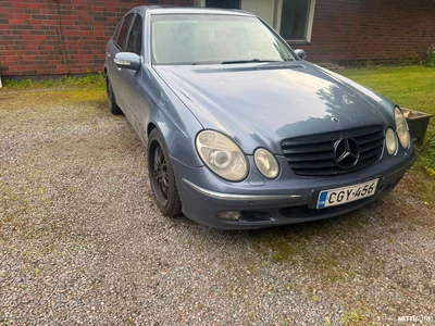 Mercedes-Benz E 2005, photo 2/7