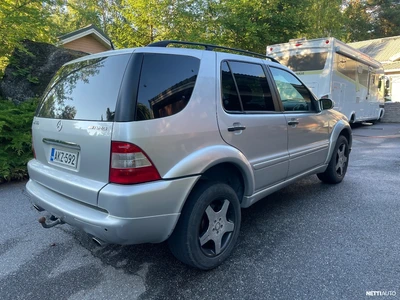 Mercedes-Benz ML 2002, kuva 3/15