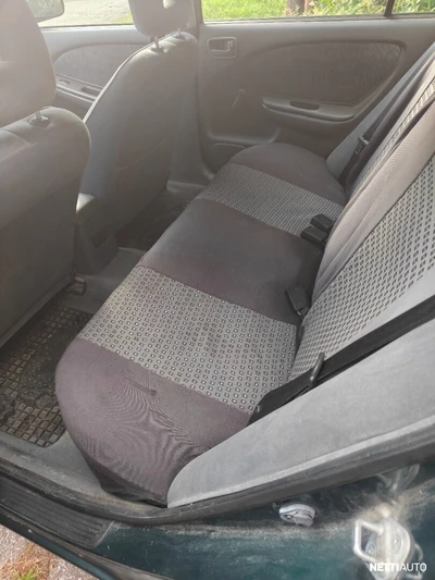 Toyota Avensis 1999, kuva 4/4