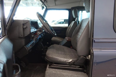 Land Rover Defender 3D DEFENDER 90 2007, photo 6/9