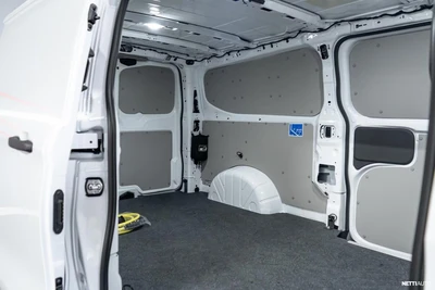 Volkswagen Transporter 2026, photo 2/5