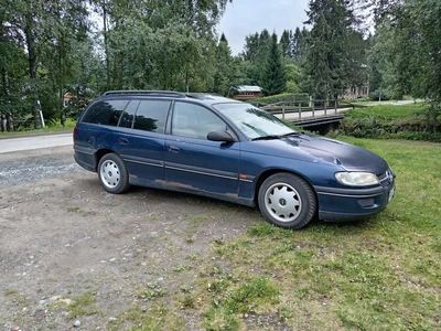Opel Omega 1994, photo 3/9