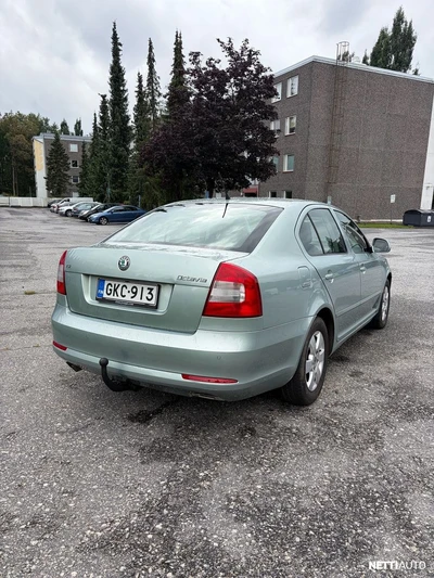 Skoda Octavia 1,4 TSI Ambiente Green tec 2012, photo 2/18