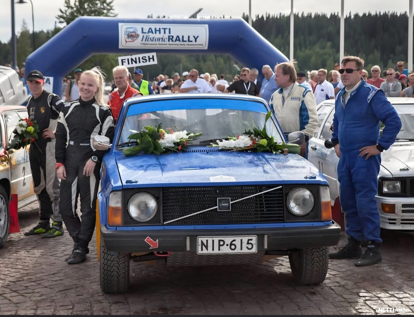 Volvo 242