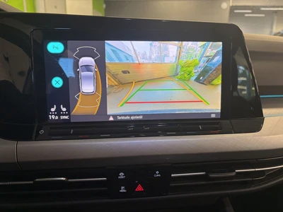 Volkswagen Golf 2021, photo 6/9