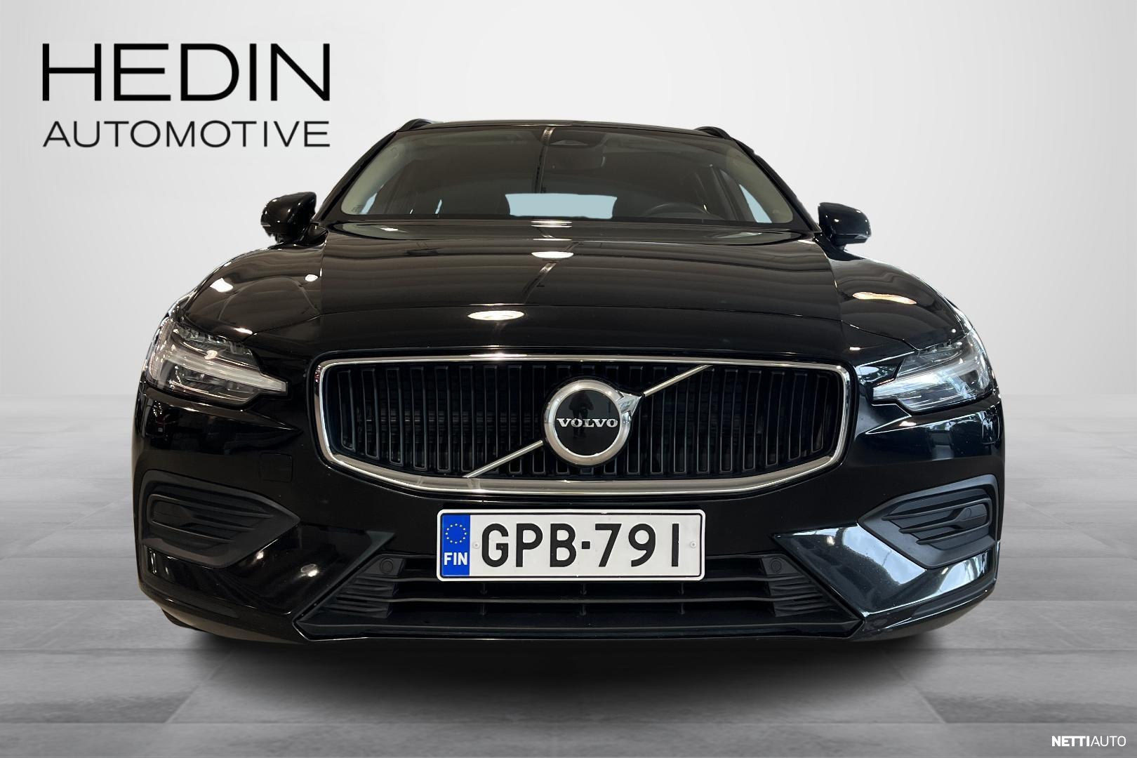Volvo V60 2022, photo 4/26