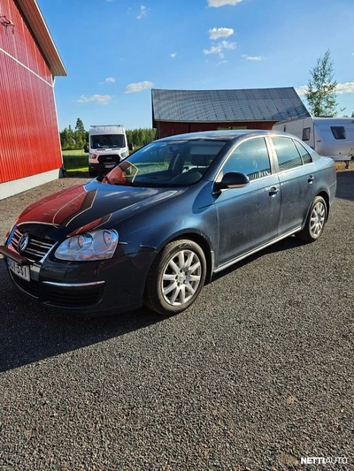 Volkswagen Jetta 2009, photo 3/7