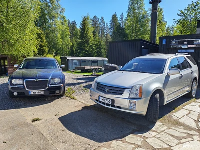 Chrysler 300C Kaasuautovalmius 2007, kuva 2/2