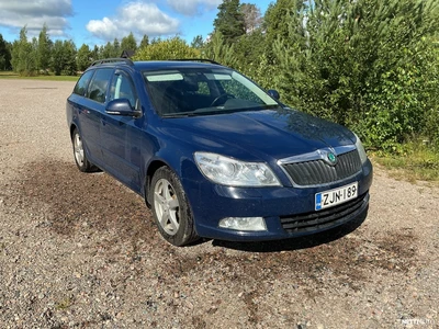Skoda Octavia 2012, kuva 2/17