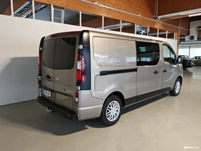Opel Vivaro 2018, photo 4/27