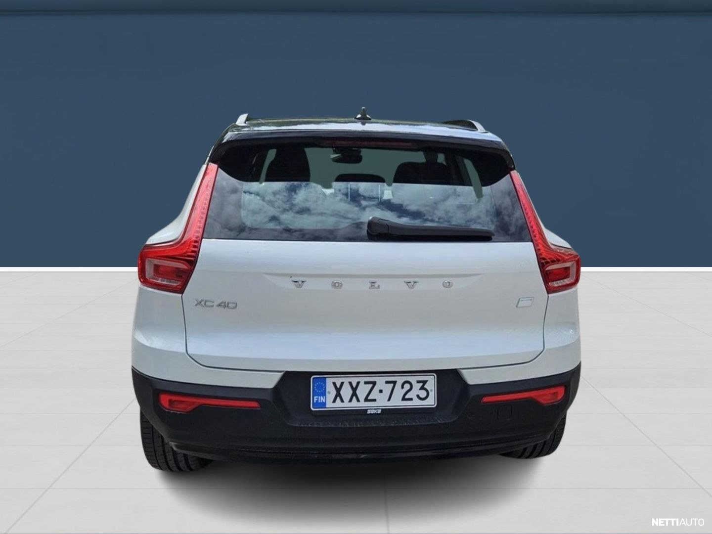 Volvo XC40 2022, photo 3/4