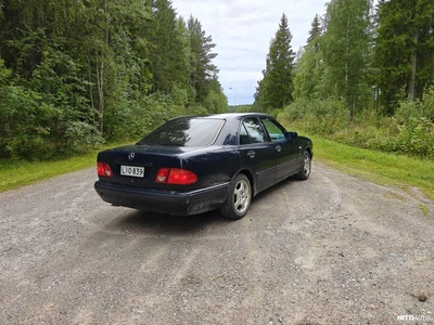 Mercedes-Benz E 280 4MATIC 1998, kuva 3/10