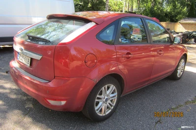 Ford Focus 1,6 100hv Ghia M5 5-ovinen 2009, photo 4/10