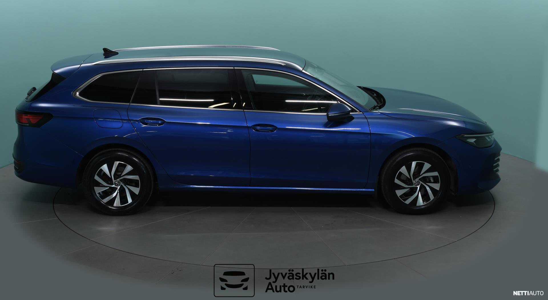Volkswagen Passat 2024, photo 3/27