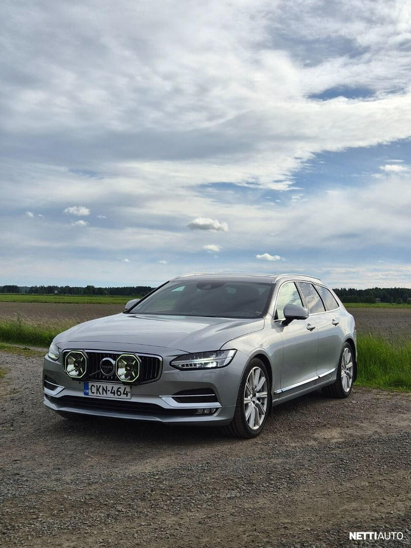 Volvo V90