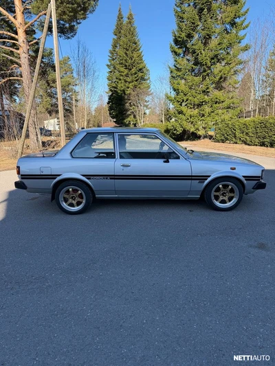 Toyota Corolla 1981, kuva 5/11