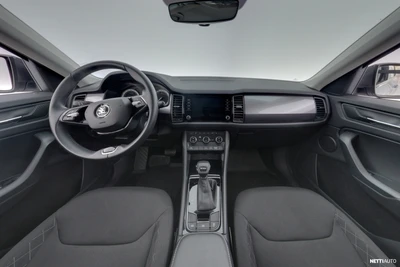 Skoda Kodiaq 2023, photo 7/17