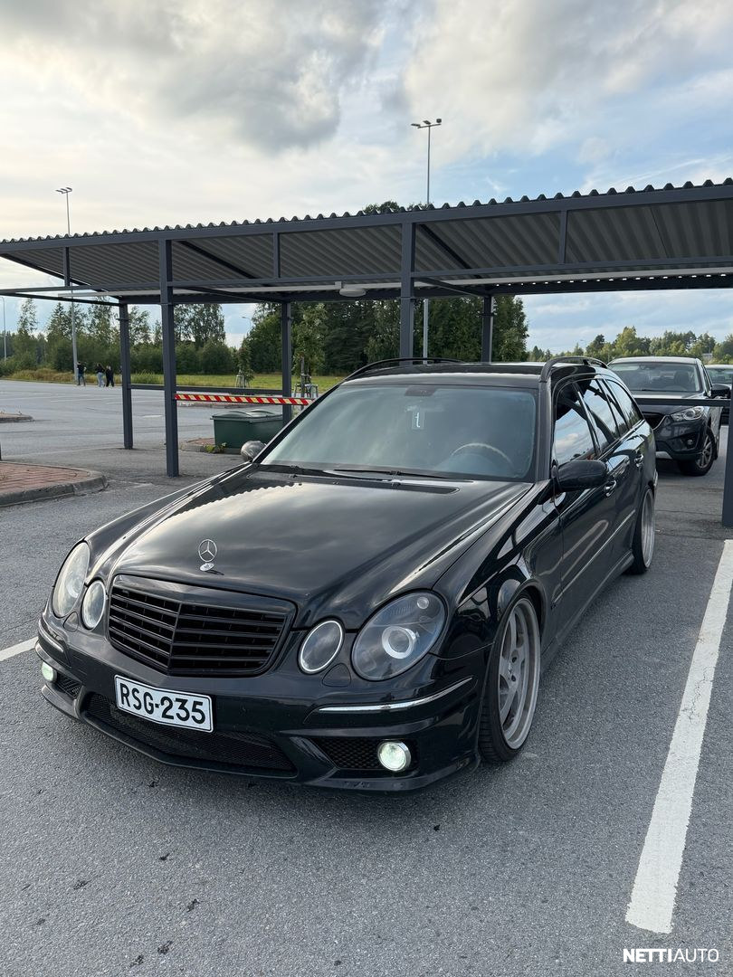 Mercedes-Benz E