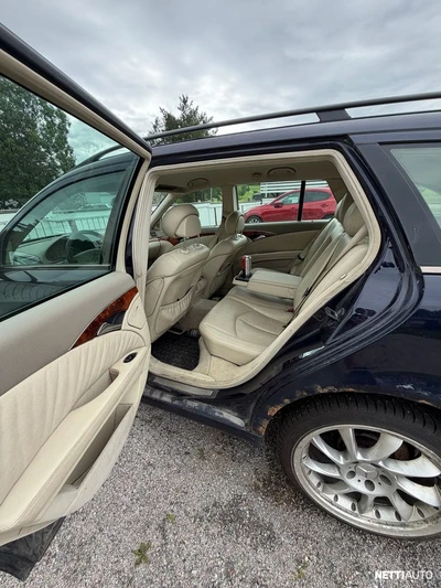 Mercedes-Benz E 2004, photo 5/6