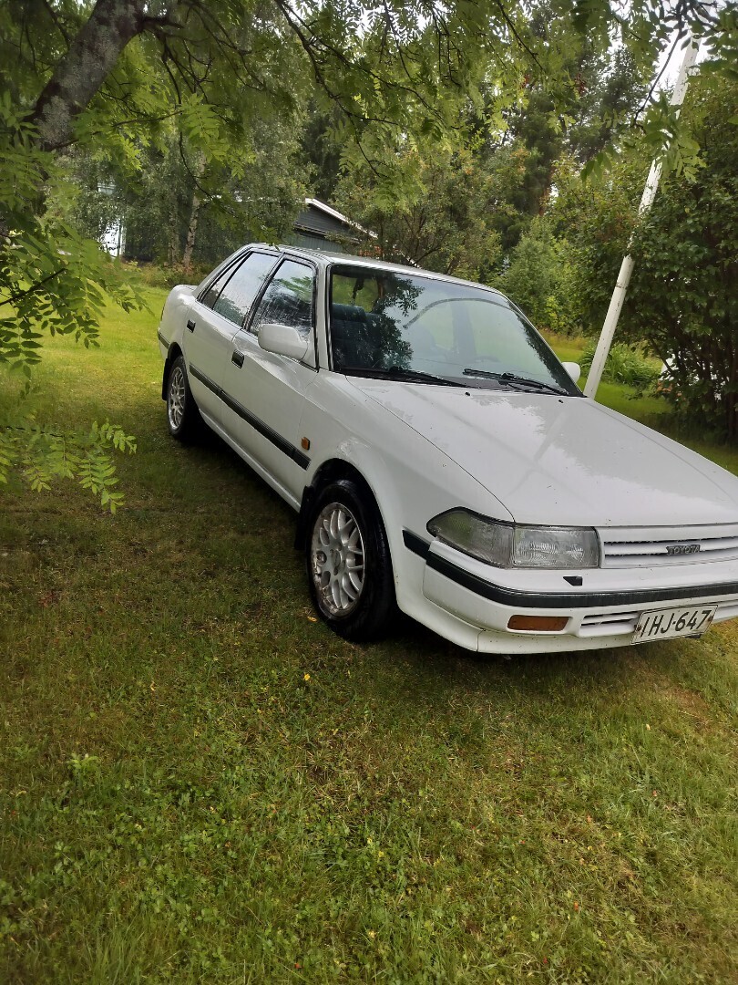 Toyota Carina II