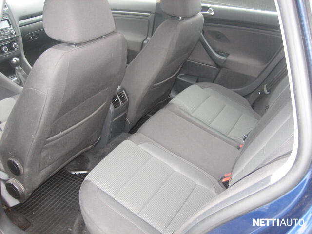 Volkswagen Golf 2011, photo 5/5