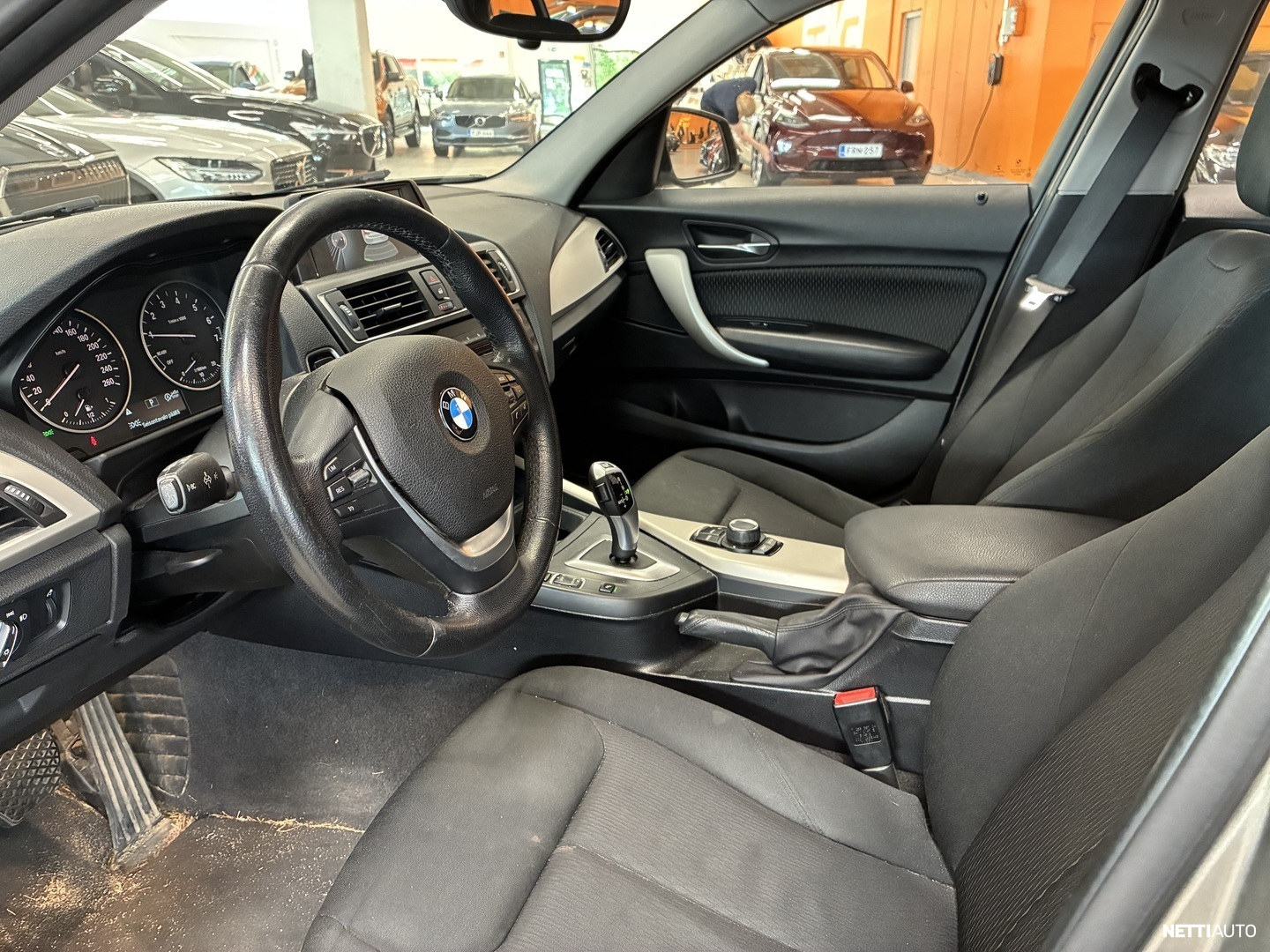 BMW 118 2017, photo 2/4
