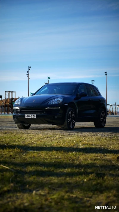 Porsche Cayenne 2011, kuva 2/8