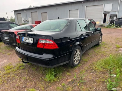 Saab 9-5 2.0t 2002, photo 5/9