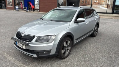 Skoda Octavia 2,0 TDI 184 4x4 Scout DSG 2015, kuva 1/8