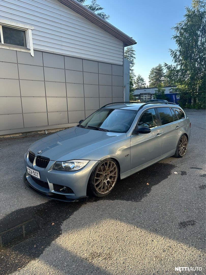 BMW 325