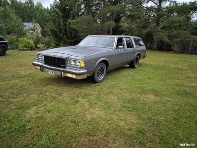 Buick Electra 1988, photo 1/6