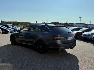Skoda Superb 2020, photo 4/10