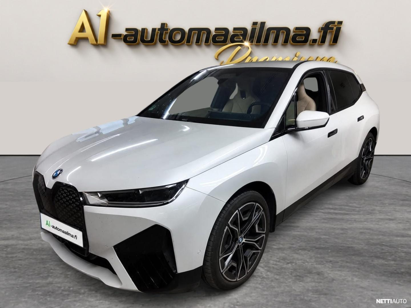 BMW iX