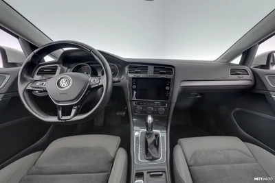 Volkswagen Golf 2018, kuva 7/33