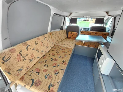 Nissan NV200 Retkeilyauto/matkailuauto 2012, kuva 7/7