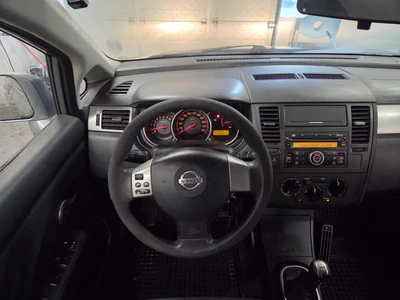 Nissan Tiida 2007, kuva 7/12