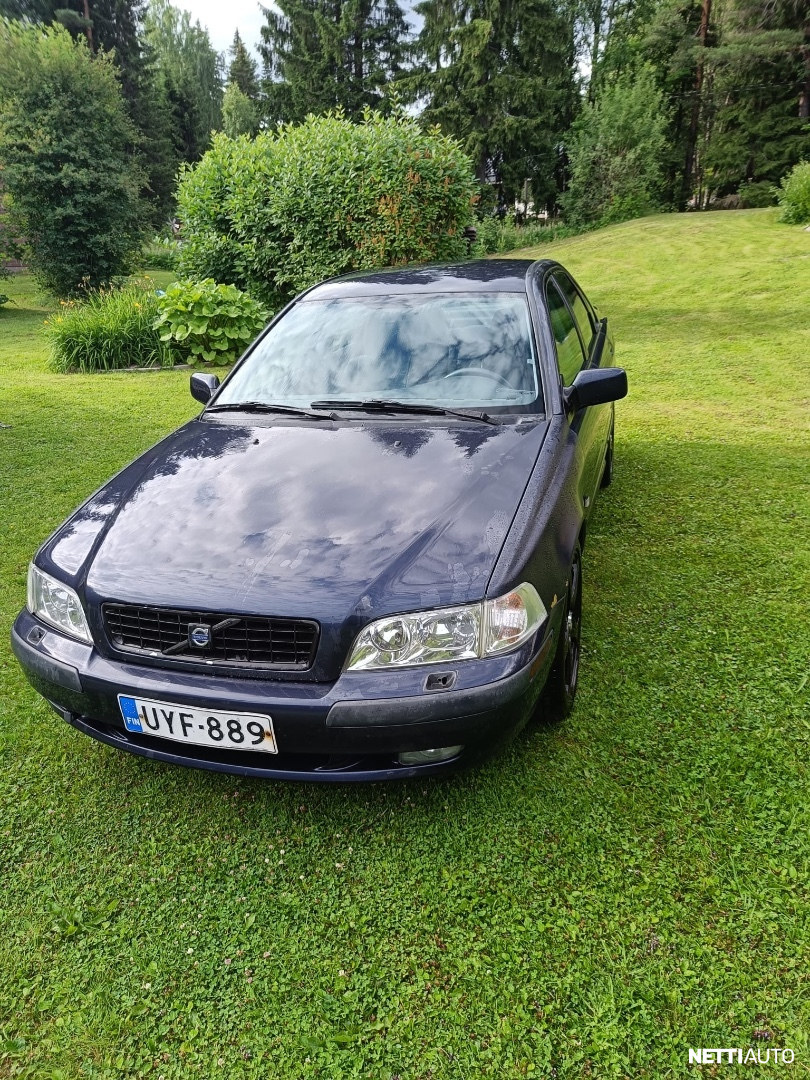 Volvo S40
