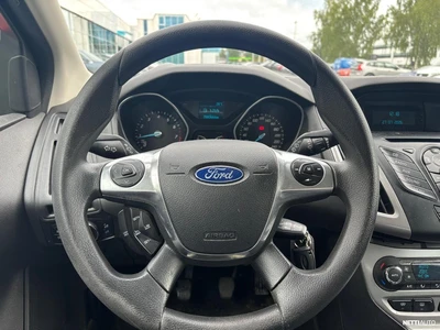 Ford Focus 2013, photo 6/9