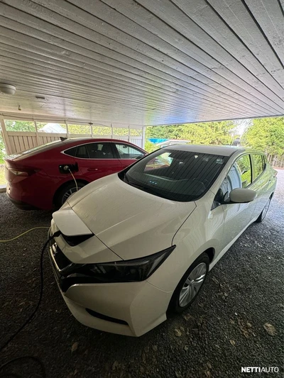 Nissan Leaf 2020, photo 2/3