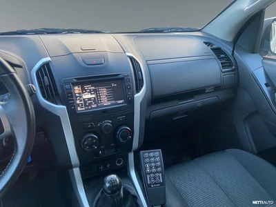 Isuzu D-Max Space Cab 1,9 TDi 4WD 6MT LS 2019, photo 6/12