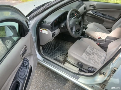 Nissan Almera 2001, photo 3/8