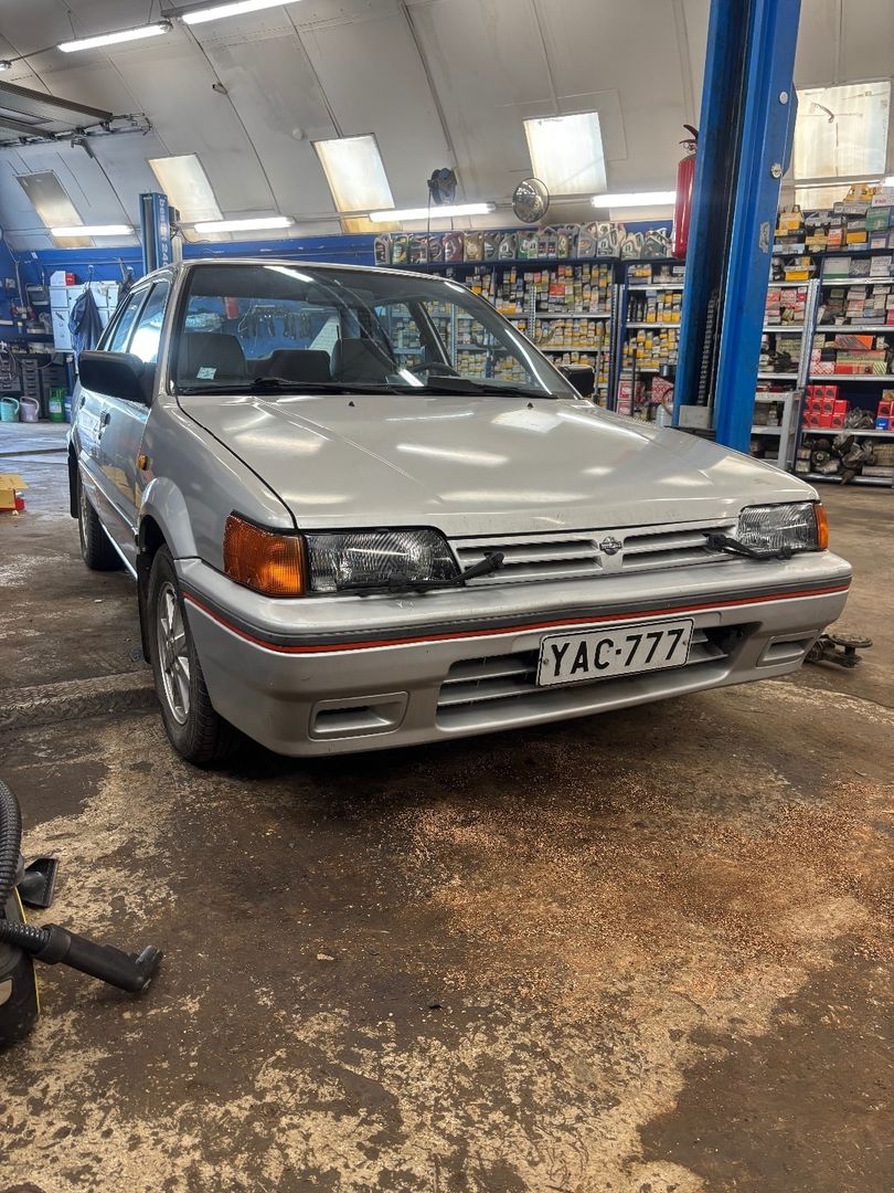 Nissan Sunny