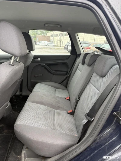 Ford Focus 2005, photo 6/7