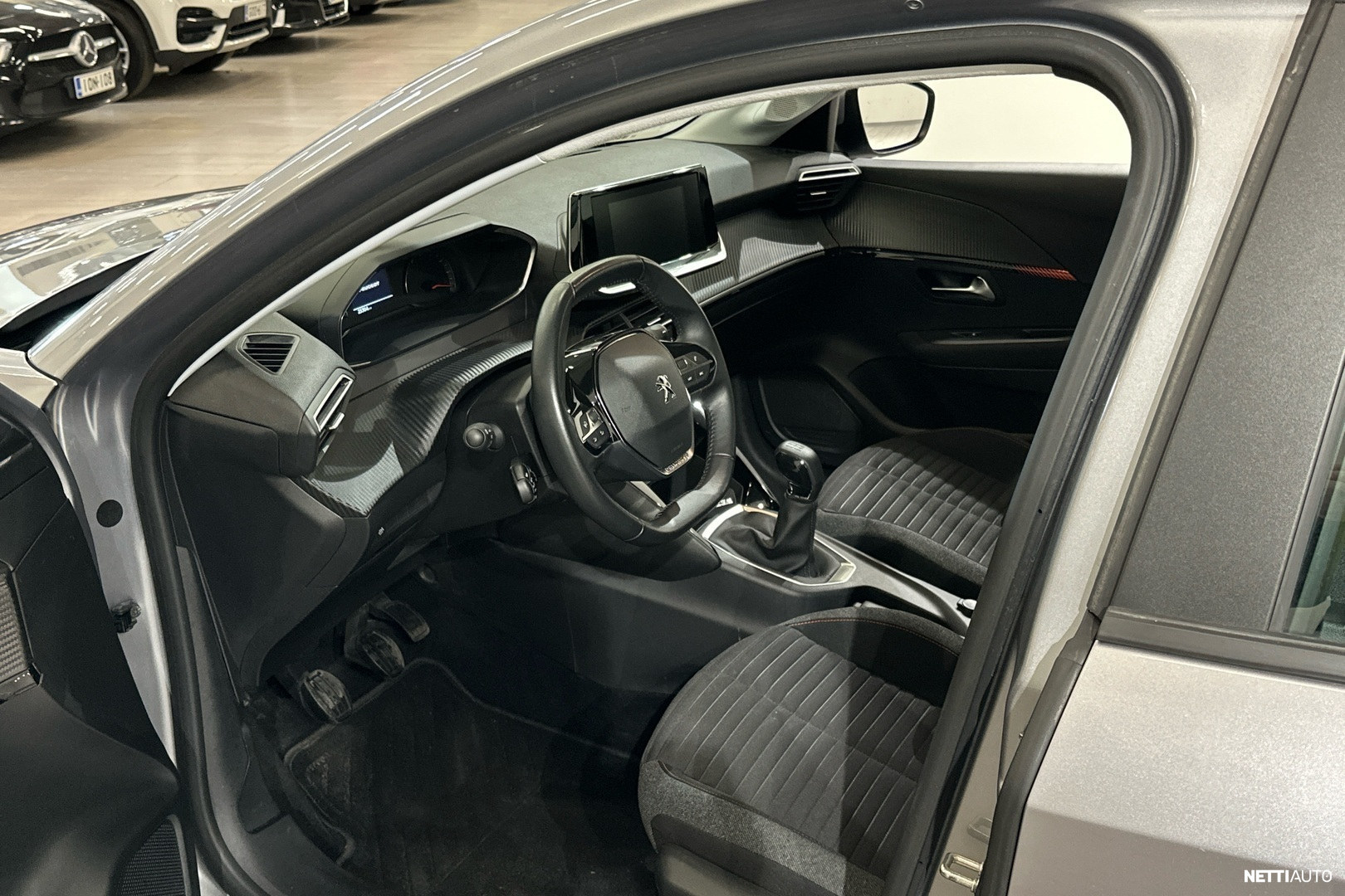 Peugeot 208 2021, kuva 7/19