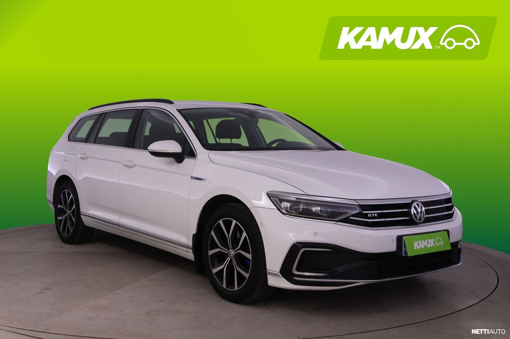 Volkswagen Passat Variant GTE Plug-In Hybrid 160 kW DSG-automaatti