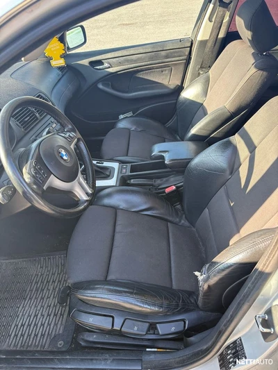 BMW 325 2003, photo 6/8
